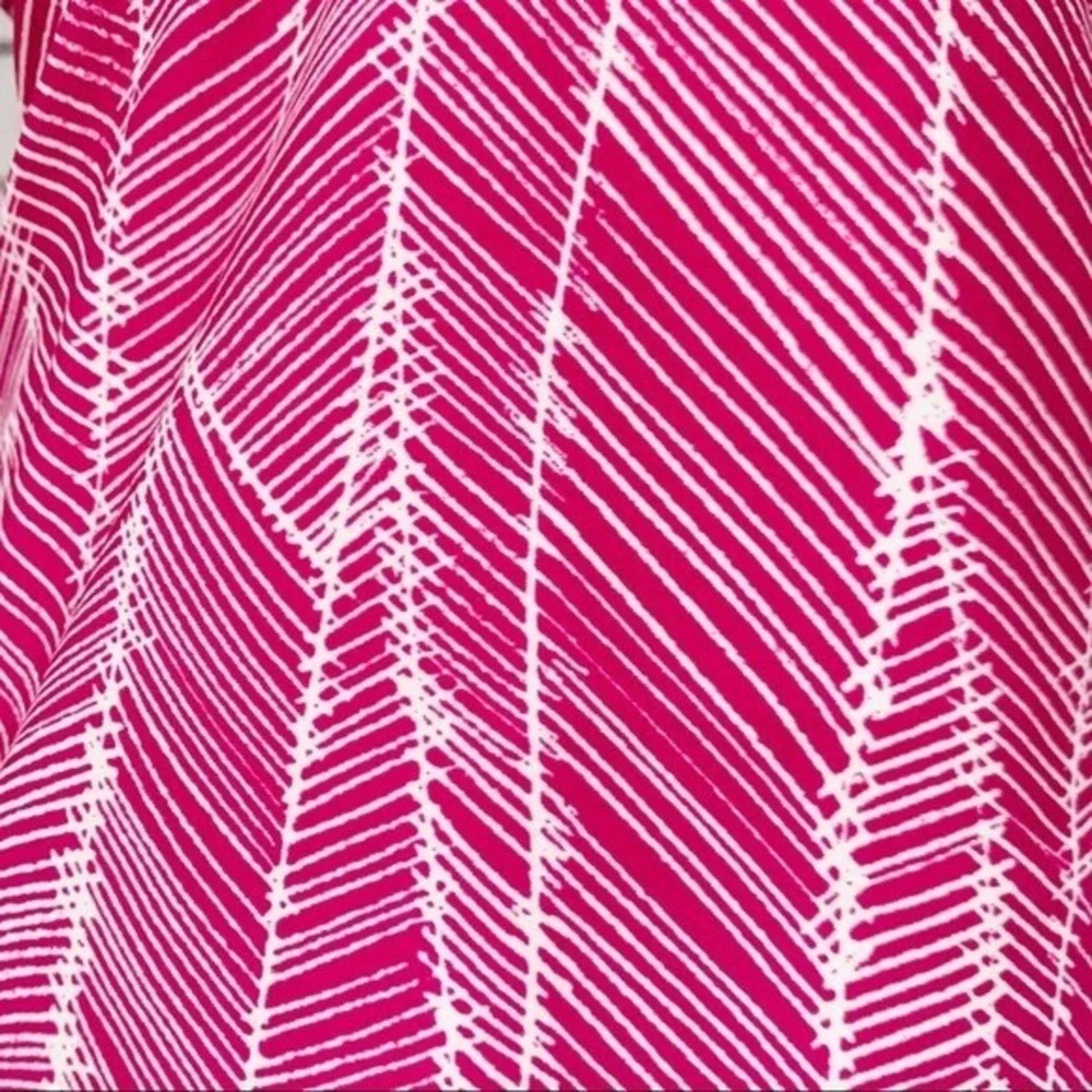 DKNY Pink White Geometric V-Neck Halter Swimsuit One Piece Resort Vacation 14 - Picture 10 of 10